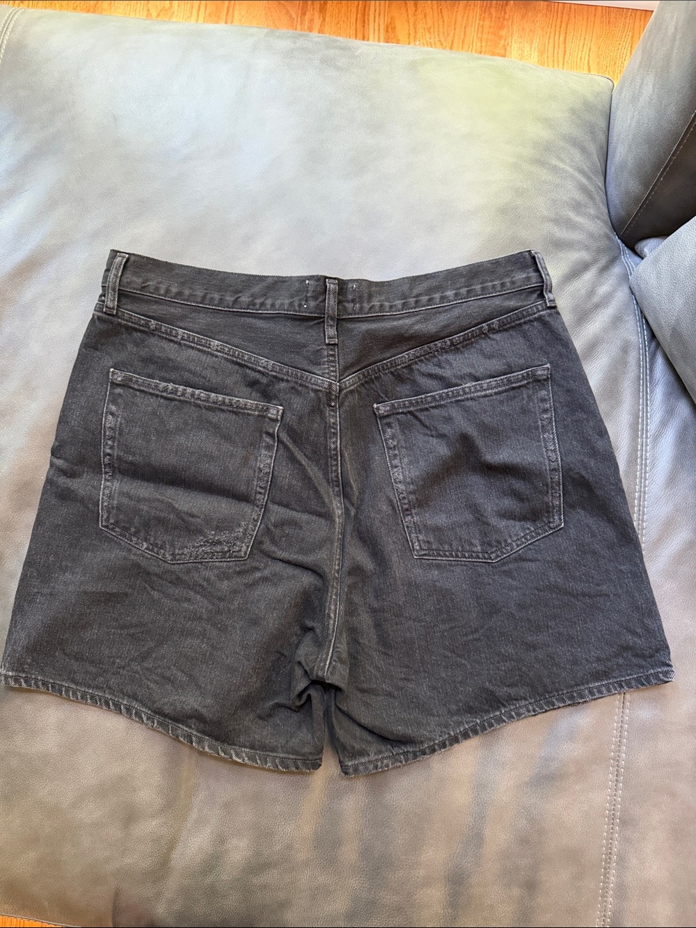 Agolde Stella Short - Picture 6 of 6